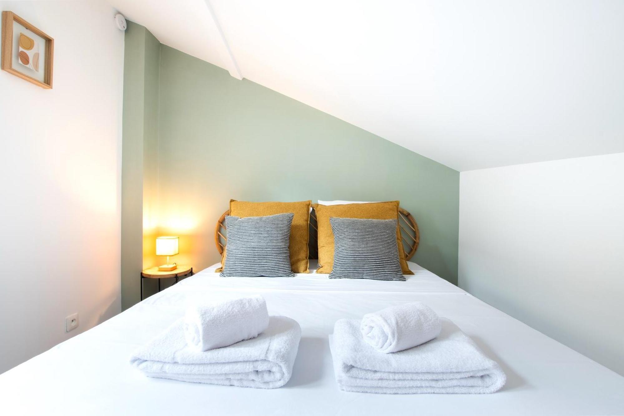 Life&travel - Cosy - Centre & Parking Apartment